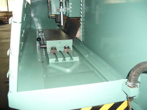 Фото універсального плоскошліфувального верстата 3Д711ВФ11